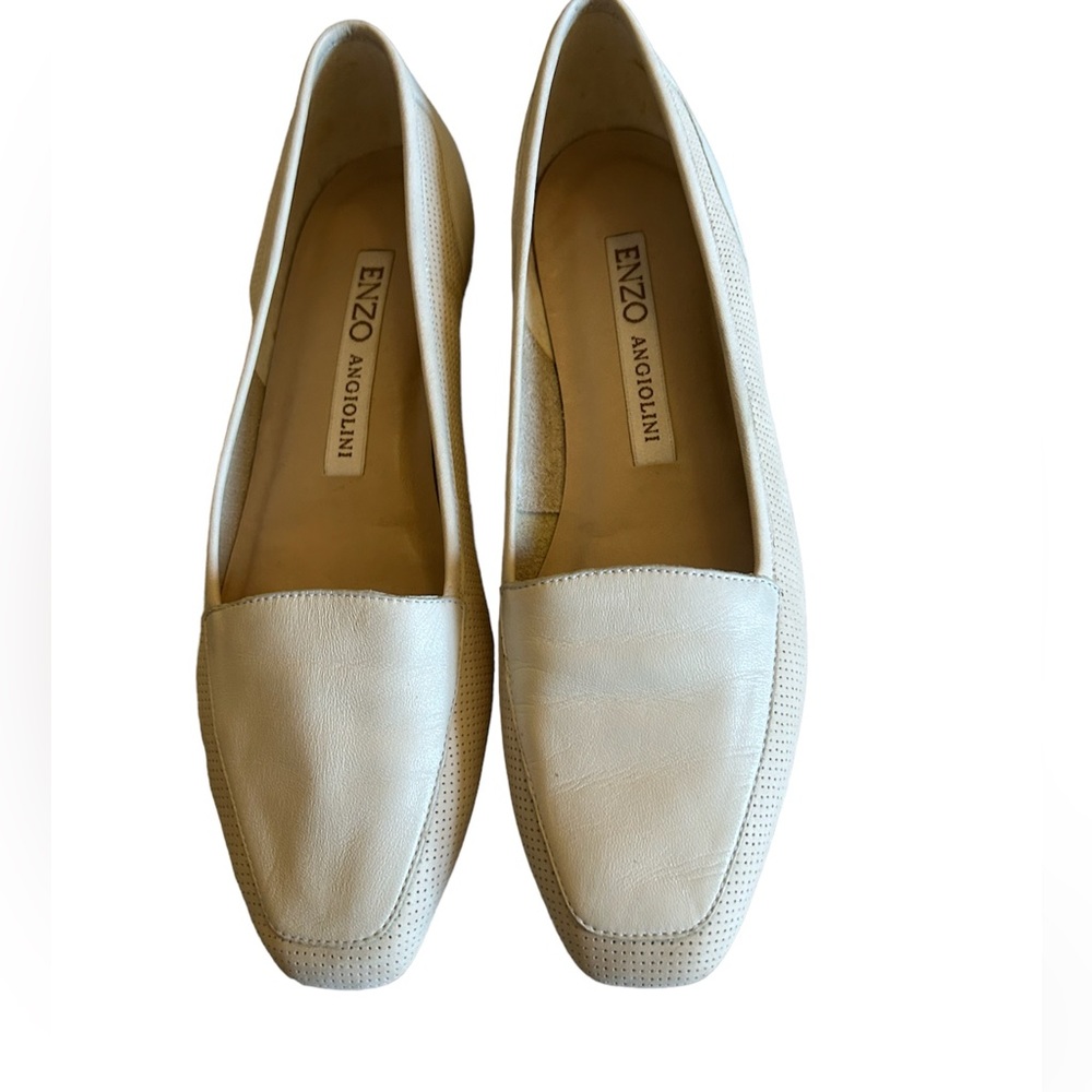 Enzo Angiolini Women’s Flats, Loafer. Cream Color Size 7.5 Narrow. Mesh Sides